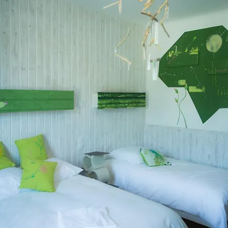 Mamie Jane Hotel