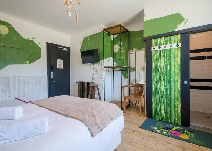 Mamie Jane Hotel 3*