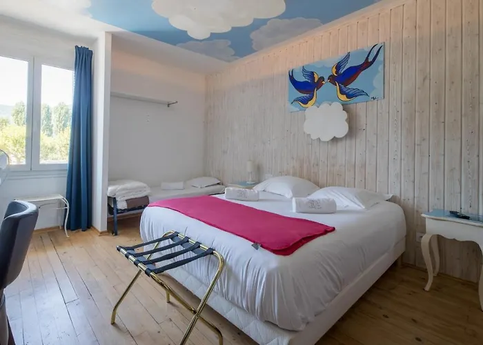 Mamie Jane Hotel 3*