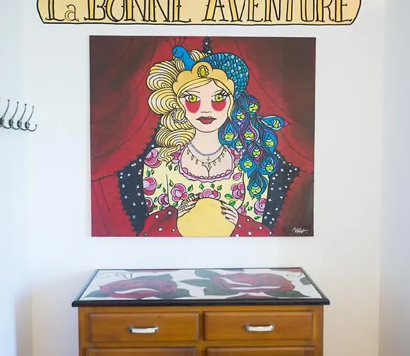 Mamie Jane Hotel